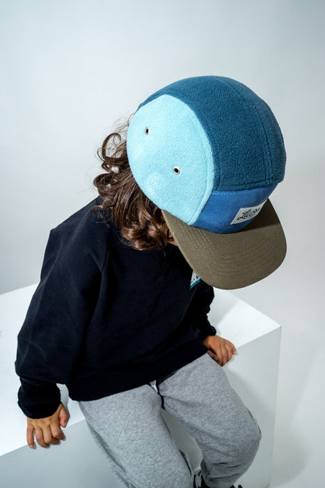 Cap, blokkfleece 5-panel - Blå (Størrelse XL, 7-14 år)