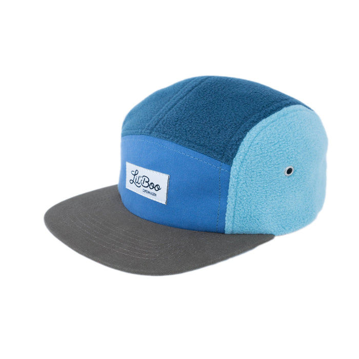 Cap, blokkfleece 5-panel - Blå (størrelse M, 1,5-3 år)